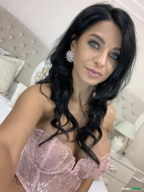 cutie-pie-anisyia-onlyfans-insane.webp